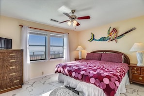 4 bedrooms, free WiFi, bed sheets