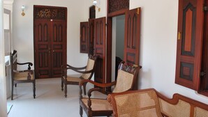Porch - Ilamperuma Leisure (Weligama)