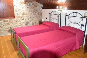 Quarto casal ou duplo | Berços grátis, roupa de cama