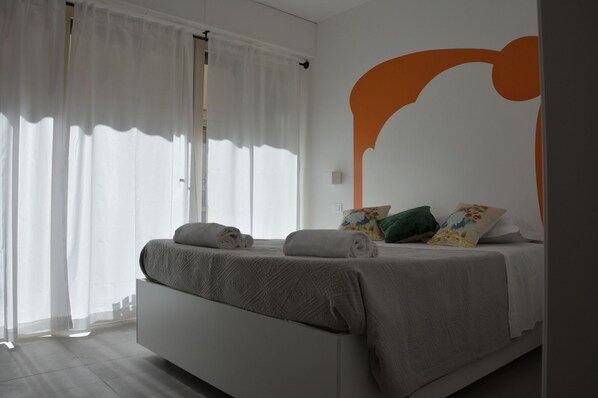 1 chambre, coffres-forts dans les chambres, bureau