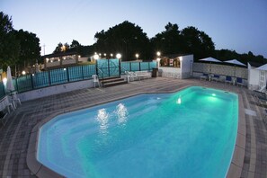 Outdoor pool - Hotel Ristorante Il Giardino (Cagnano Amiterno)