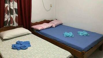 Double Room | Iron/ironing board, free WiFi, bed sheets
