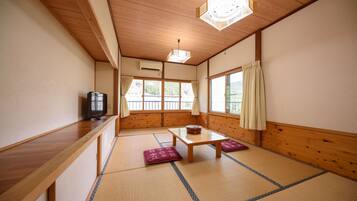 Superior Japanese Style Room with Shared Bathroom