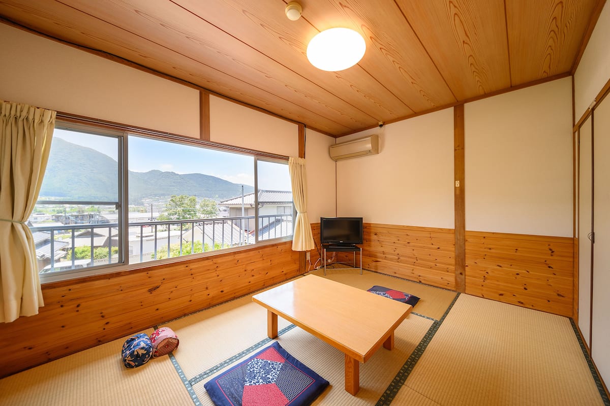 Standard Japanese Style Room with Shared Bathroom