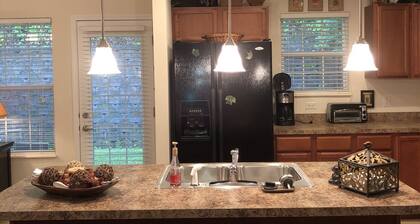 Pigeon Forge, car show, dollywood, hiking, cades cove, mt leconte