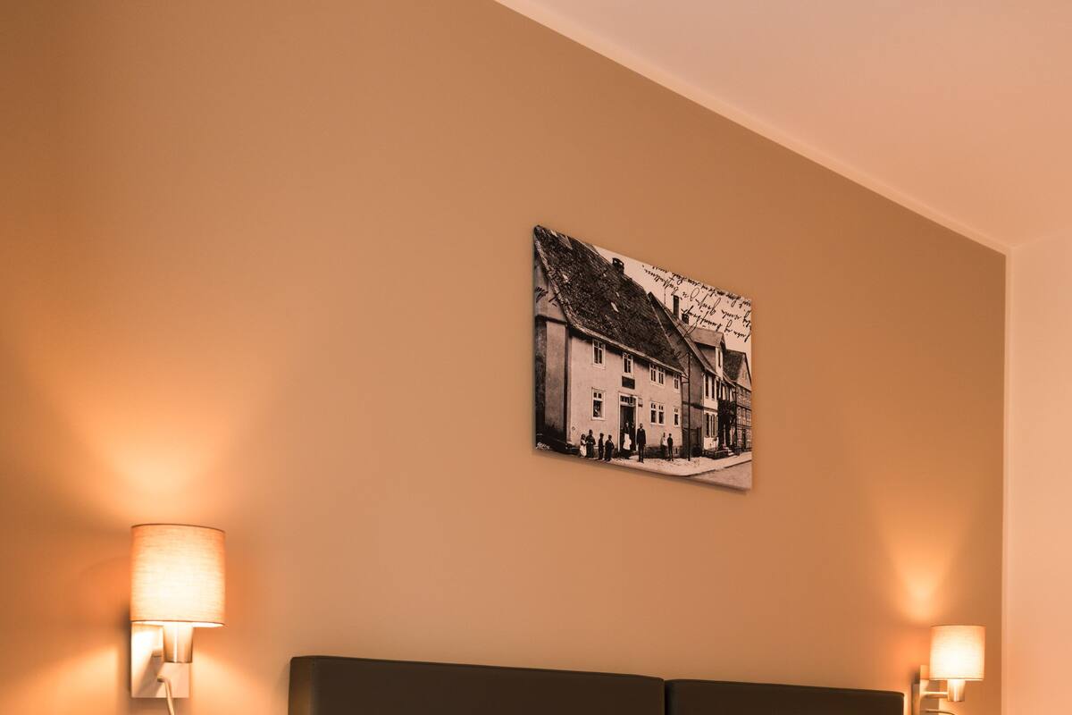 Minibar, safe på rommet, skrivebord og blendingsgardiner