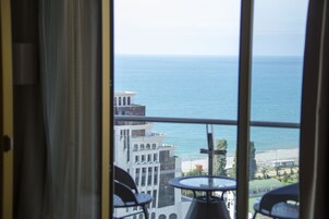 Habitación estándar con 2 camas individuales, vistas al mar | Vistas desde la habitación