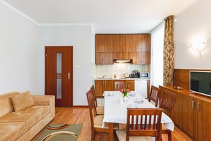 Family Apartment | Private kitchenette