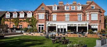 Cliff House Hotel
