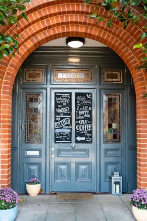 Front of property - Cliff House Hotel (Bournemouth)