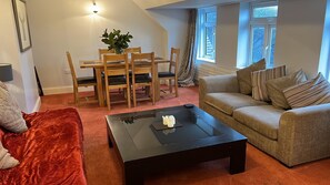 Family Penthouse | Living area | Flat-screen TV - Cliff House Hotel (Bournemouth)