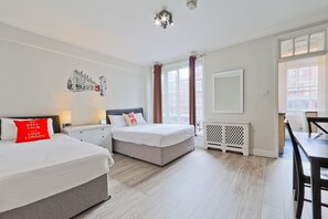 Iron/ironing board, free WiFi, bed sheets - Cosy Central Apartments - Oxford Street (London)