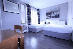 Iron/ironing board, free WiFi, bed sheets - Cosy Central Apartments - Oxford Street (London)