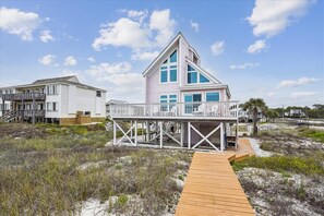 Exterior - NATURAL SPLENDOR COMPLEMENTS contemporary style in this 2BR/2BA beach beauty. (St. George Island)