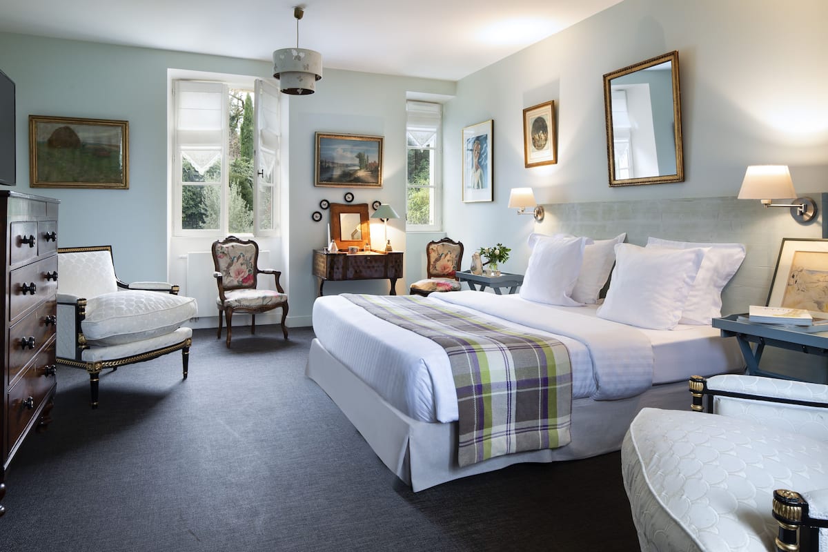 Chambre Double Luxe, salle de bains privée, vue jardin (Chambre Les Oiseaux)