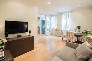 Maison, 3 chambres | Coin séjour | Télévision à écran plat