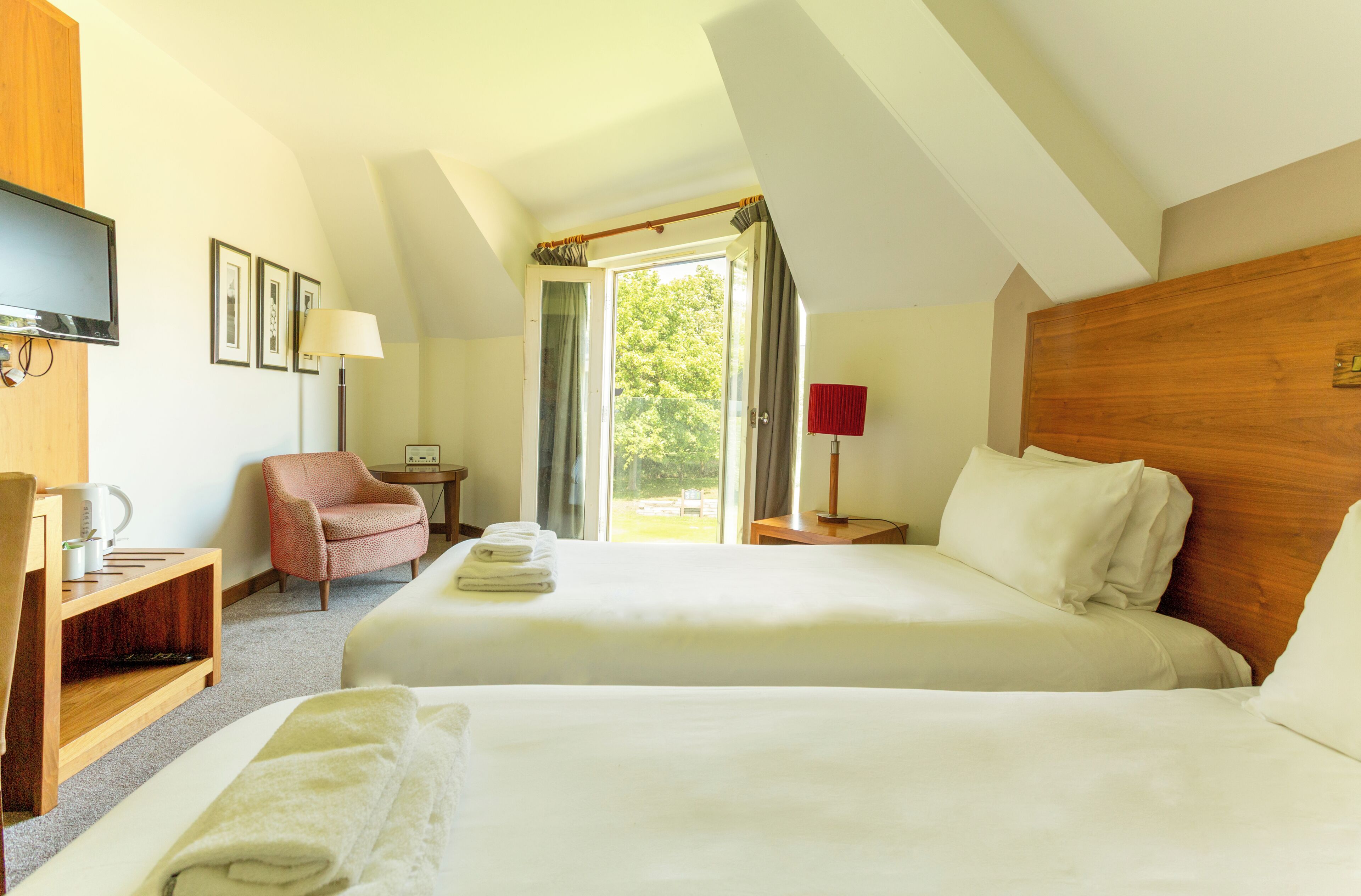 Traditional Double or Twin Room | Desk, iron/ironing board, free WiFi, bed sheets