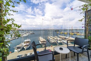 Terrace/patio - Ece Marina Suites (Fethiye)