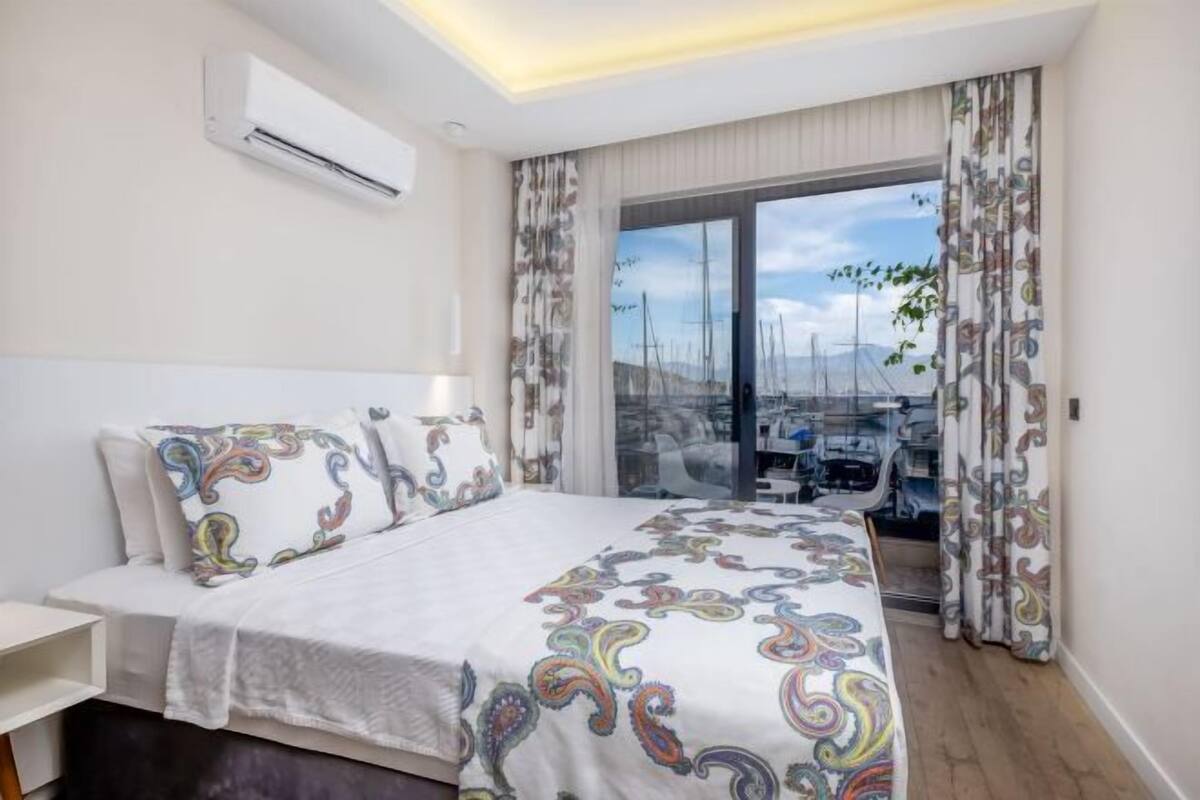 1 kamar tidur, seprai premium, minibar gratis, dan brankas