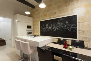 Apartment, Courtyard View (n° 1) | Private kitchen | Fridge, stovetop, coffee/tea maker, electric kettle - Your Apartment Malta (Floriana)