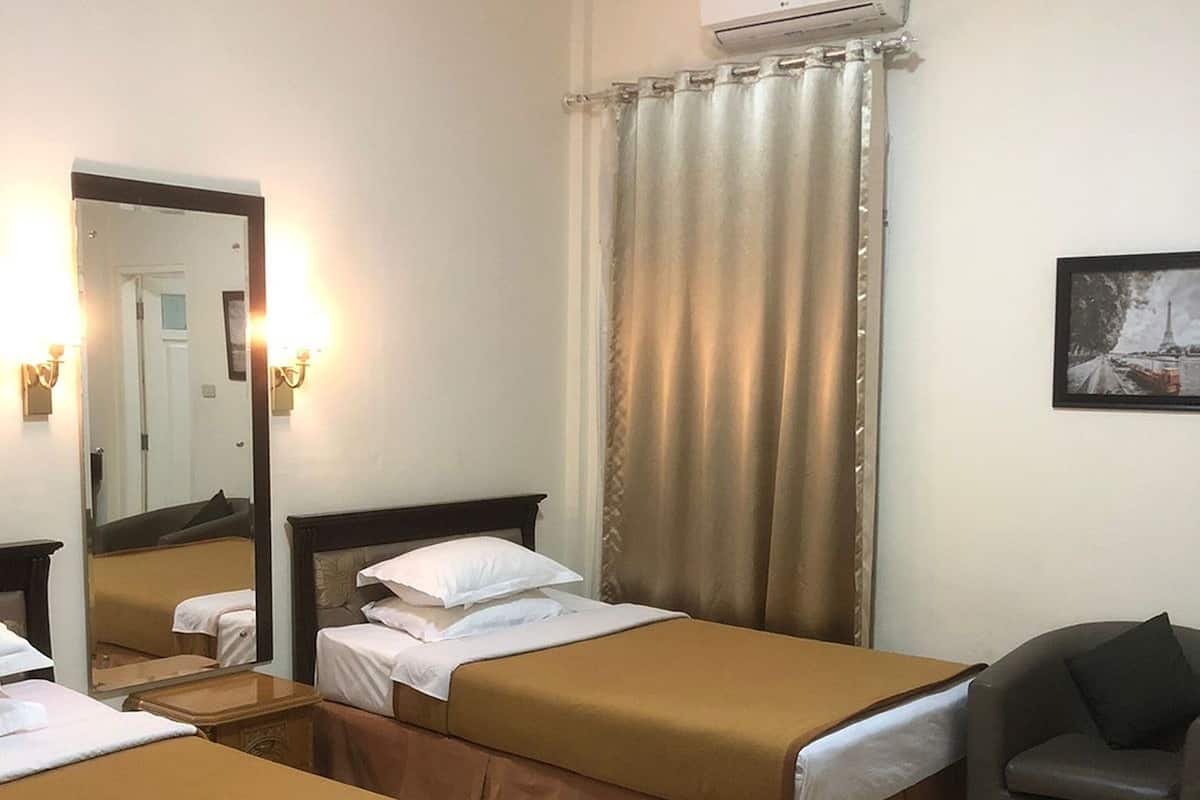 Deluxe Room | Free WiFi, bed sheets