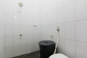 Chambre Deluxe | Douche de la salle de bain