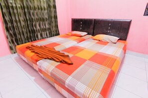 Standard AC | Desk, free WiFi - Hotel Halim Perdana (Medan)