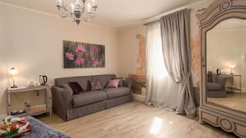 Chambre Familiale (Chic) | Rideaux occultants, Wi-Fi gratuit, draps fournis