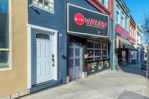 Exterior - Heart of AVL - Twin Downtown Flats + 2 Free Parking (Asheville)