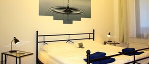 Appartement, patio | AccĂšs au Wi-Fi (inclus)