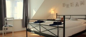 Apartment, 2 Bedrooms (Maisonette) | Free WiFi - Eastdike4 (Bremen)