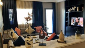 Comfort Apartment, 3 Bedrooms | Living area - Résidence Almina (M'diq)