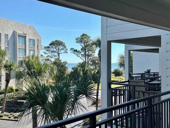Property grounds - Elegance at the beach -Ocean View Villa, Gorgeous! (Hilton Head Island)