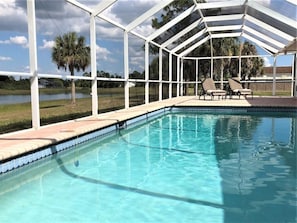 A heated pool - Maria Maria vacation rental amazing lake view (Lehigh Acres)