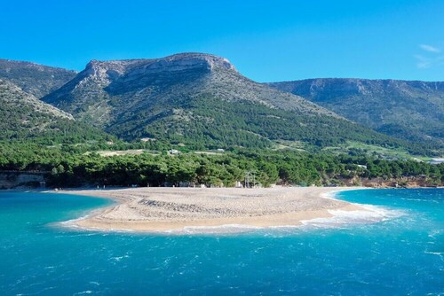 Luxus Katamaran Lagoon 42, Inseln von Dubrovnik nach Split, AC & Generator