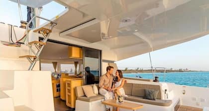 Luxus Katamaran Lagoon 42, Inseln von Dubrovnik nach Split, AC & Generator