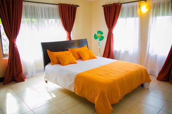 Hypo-allergenic bedding, down duvets, desk, blackout curtains