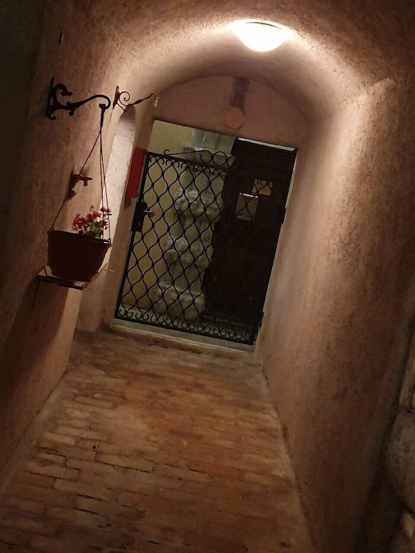 Property entrance - Apartments Princess (Senj)