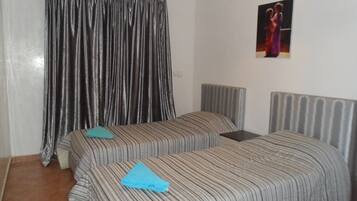 Apartment | 2 bedrooms, free WiFi, bed sheets