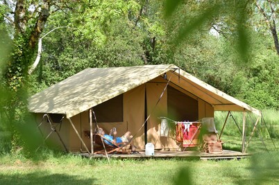 Camping Le Petit Lion - Tente Safari