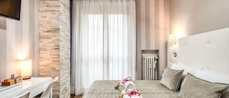 Camera Standard con letto matrimoniale o 2 letti singoli | Con stile personalizzato, con arredamento individuale, una scrivania