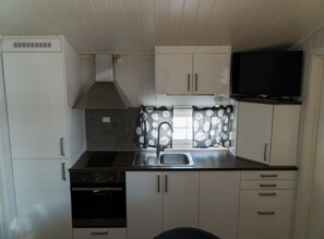 Cabana, 2 quartos | Cozinha privada | Geladeira, fogão, cooktop, cafeteira/chaleira