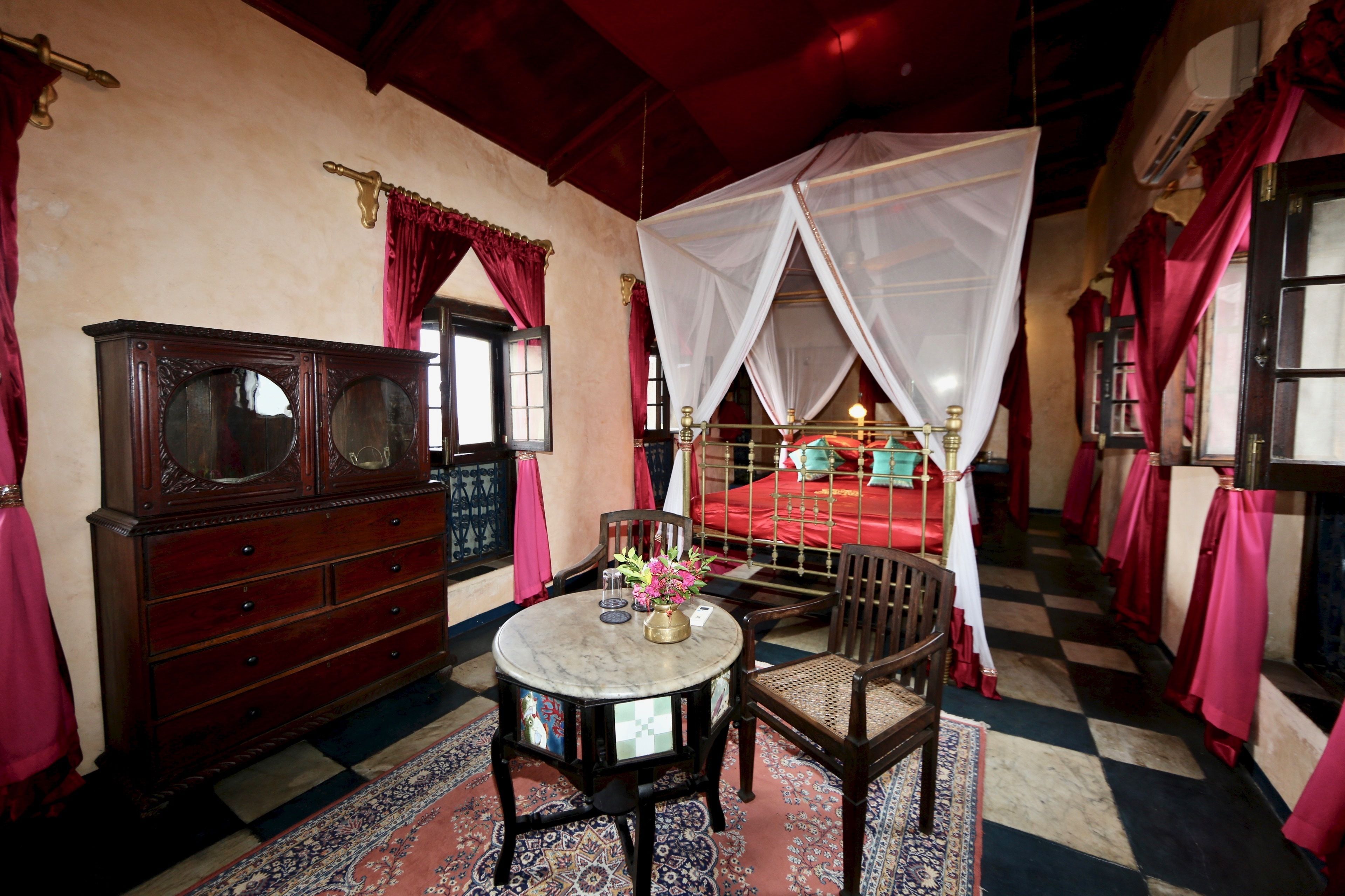 classic room (seyyed) | 1 bedroom, in-room safe, individually decorated, individually furnished