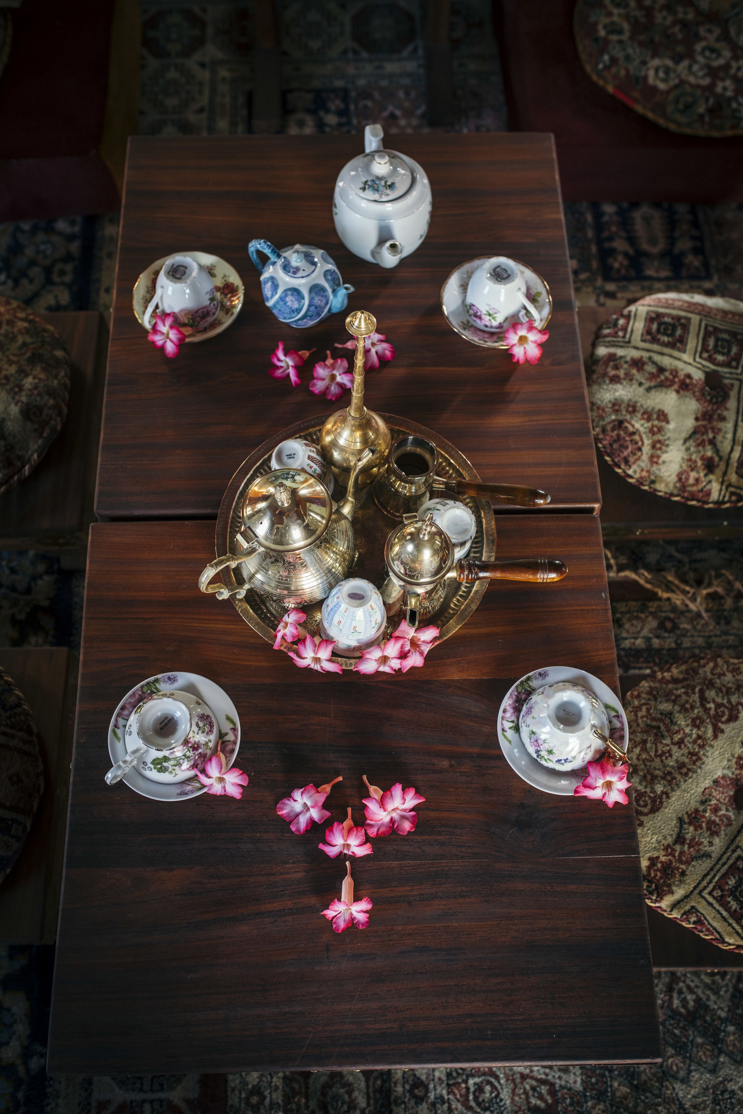 breakfast, lunch, dinner served; middle eastern cuisine