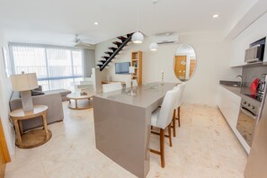 City Apartment, Multiple Beds | Living room - Anah Playa 409 Sur (Playa del Carmen)