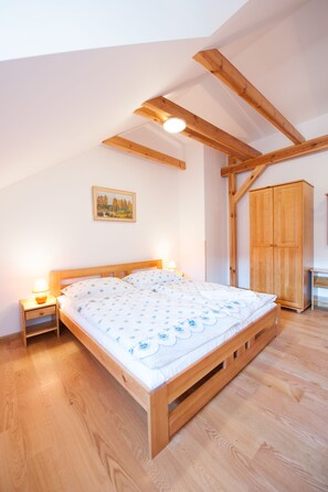 Cortinas blackout y sistema de insonorización