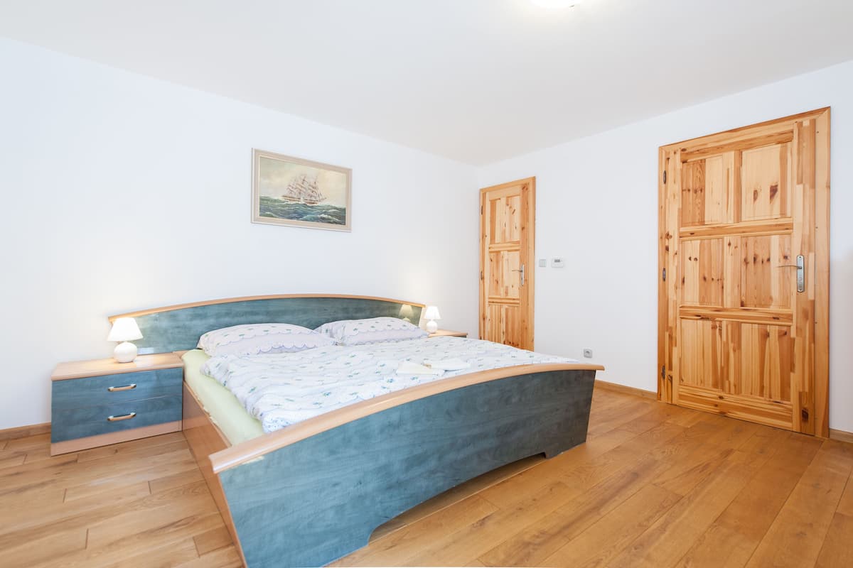 Comfort Room, Multiple Bedrooms, City View (1) | Blackout drapes, soundproofing, rollaway beds (surcharge), WiFi (free)