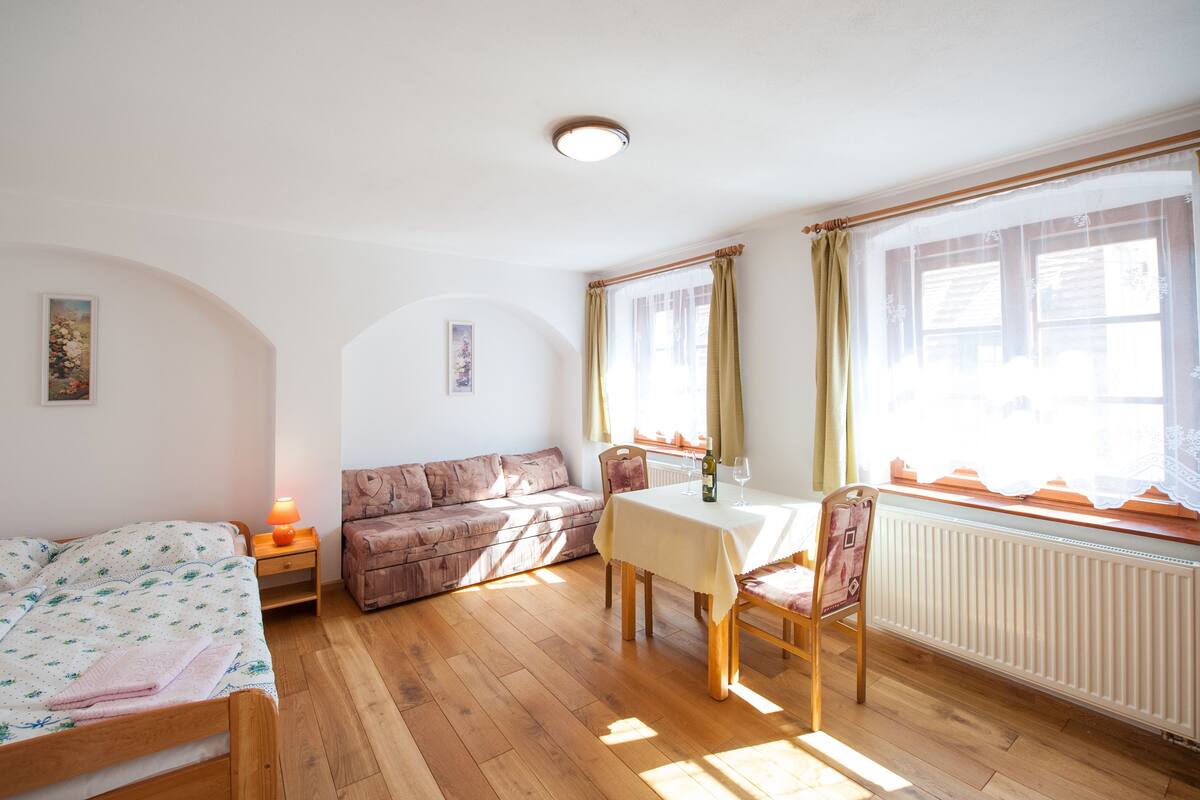 Double Room, City View (2) | Blackout drapes, soundproofing, rollaway beds (surcharge), WiFi (free)
