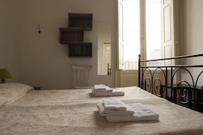 Free WiFi, bed sheets