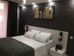 1 chambre, fer et planche à repasser, Wi-Fi gratuit
